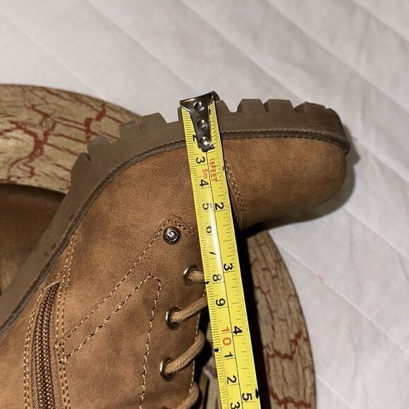 Guess 9.5 M Jaylee Light Brown Faux Leather Lace-up Side Zip Heeled Ankle Boots - Picture 17 of 17